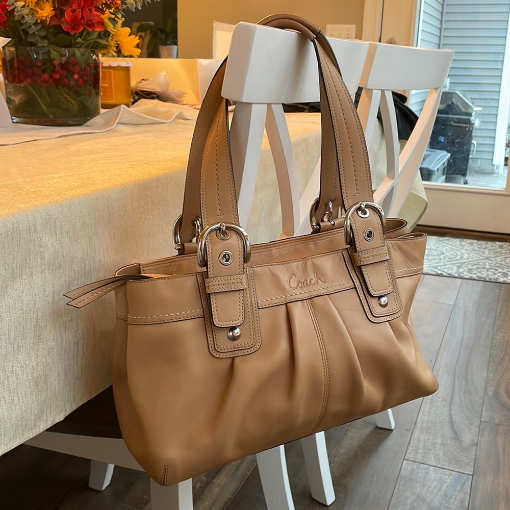 Coach shoulder bag